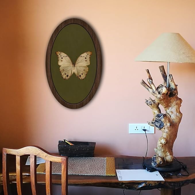 UYIKG Vintage White Butterfly Oval Wall Art Decor,Vintage Antique Moth Rustic Farmhouse Oval Wooden Framed Decor for Home Bedroom Living Room Reading Room 9x14.6 in