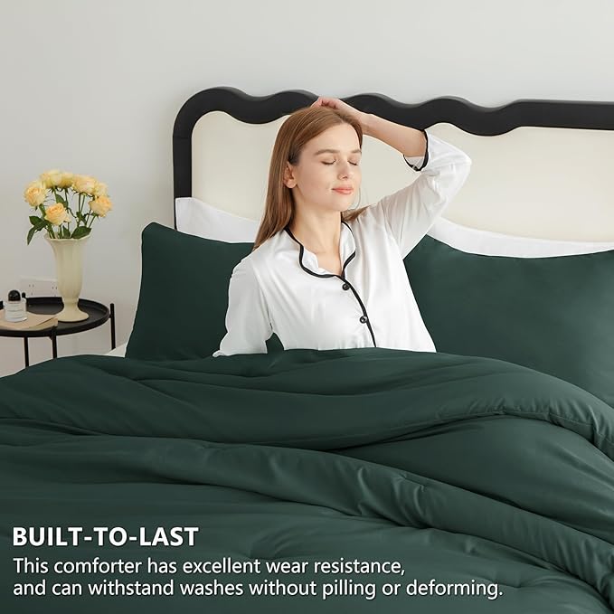 CozyLux King Size Comforter Set Forest Green, 3 Pieces Lightweight Down Alternative Quilted Bedding Sets, All Season Soft Breathable Solid Comforter with 2 Pillowcases, Luxury Bed Set Gift for Home