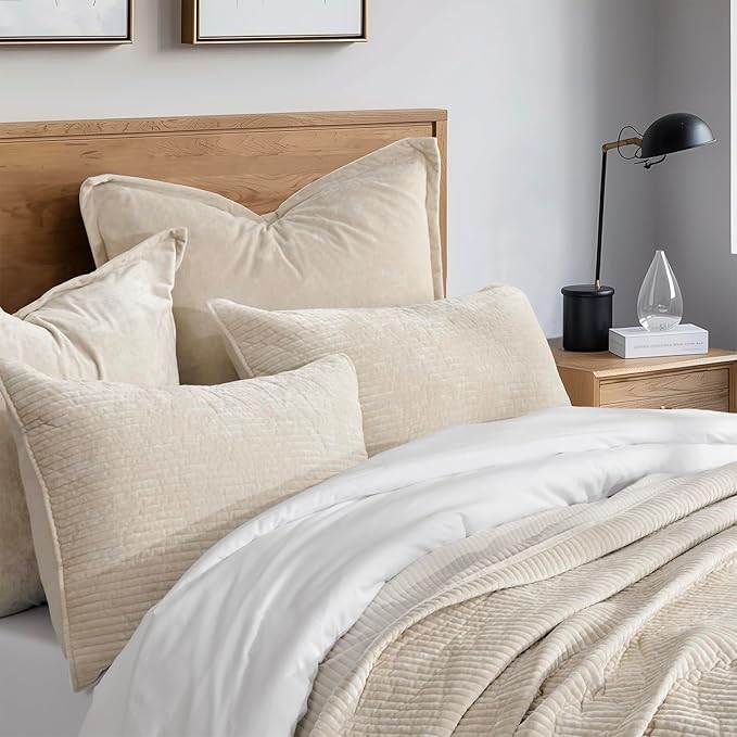 EverGrace Velvet Quilt Set King Size, Luxurious Soft Quilted Bedding Sets, Lightweight Velvet Comforter for All Season, Striped Channel Bedspread Coverlet with 2 Shams, 104" x 92", Light Sand