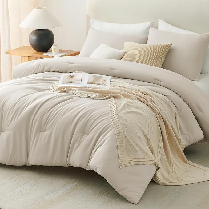 CozyLux Queen Comforter Set Oatmeal, 3 Pieces Lightweight Comforters Queen Size Quilted Bedding Sets, All Season Breathable Solid Down Alternative Comforter with 2 Pillowcases, Bed Set Gift for Home