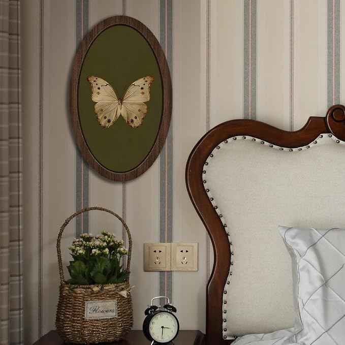 UYIKG Vintage White Butterfly Oval Wall Art Decor,Vintage Antique Moth Rustic Farmhouse Oval Wooden Framed Decor for Home Bedroom Living Room Reading Room 9x14.6 in