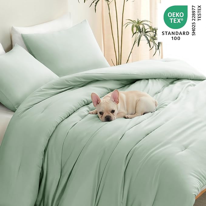 CozyLux King Size Comforter Set Sage Green, 3 Pieces Lightweight Down Alternative Quilted Bedding Sets, All Season Soft Breathable Solid Comforter with 2 Pillowcases, Luxury Bed Set Gift for Home