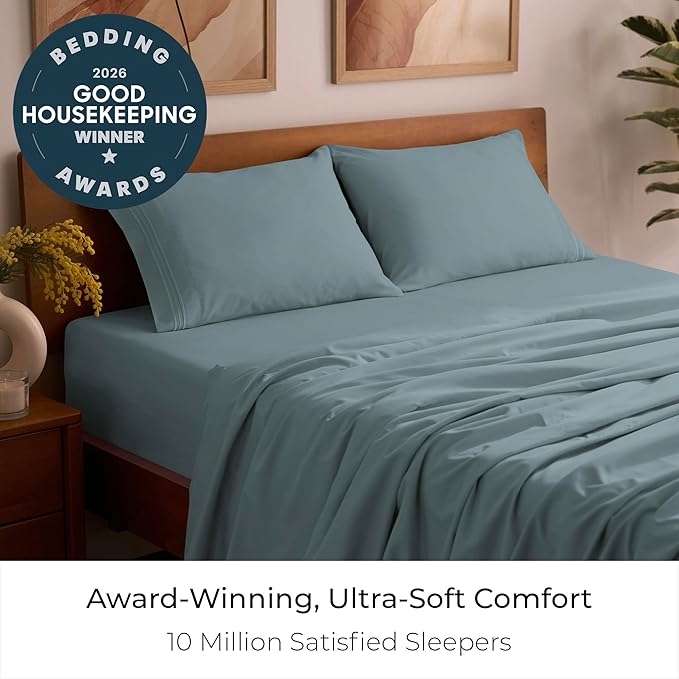 Mellanni Queen Sheets Set - 4 PC Iconic Collection Bedding - Hotel Luxury, Extra Soft, Cooling Bed Sheets - Wrinkle, Fade, Stain Resistant (Queen, Spa Blue)