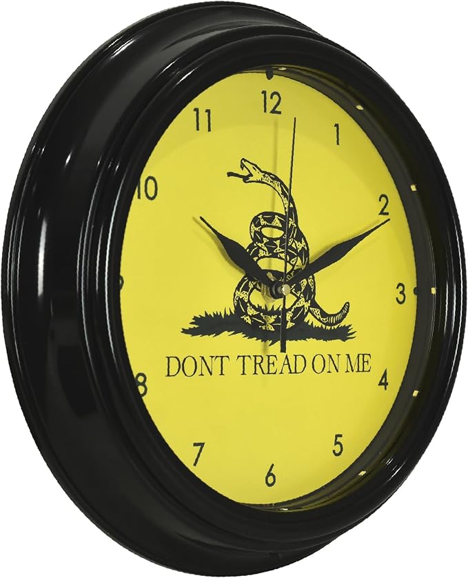 American Art Decor Snake Don't Tread LED Clock - 12" Wall Mounted Modern Wall Decor - Patriotic Gadsden Design Wall Clock for Living Room, Dorm, Mancave, Garage, Office, Game Room (Yellow/Black/Green)