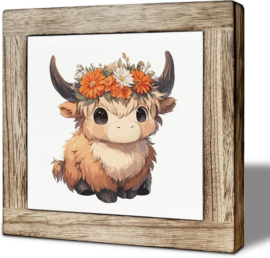 Cute Highland Cow Wooden Desktop Sign, Floral Crown Cow Wood Plaque Tabletop Decor, Rustic Farmhouse Animal Decor for Home Office Shelf