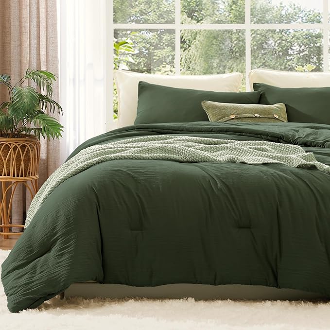 WRENSONGE King Size Comforter Set - 3 Pieces Deep Forest Comforter Prewashed Soft Lightweight for All Seasons,Fluffy Down Alternative Comforter King Size with 2 Pillow Shams