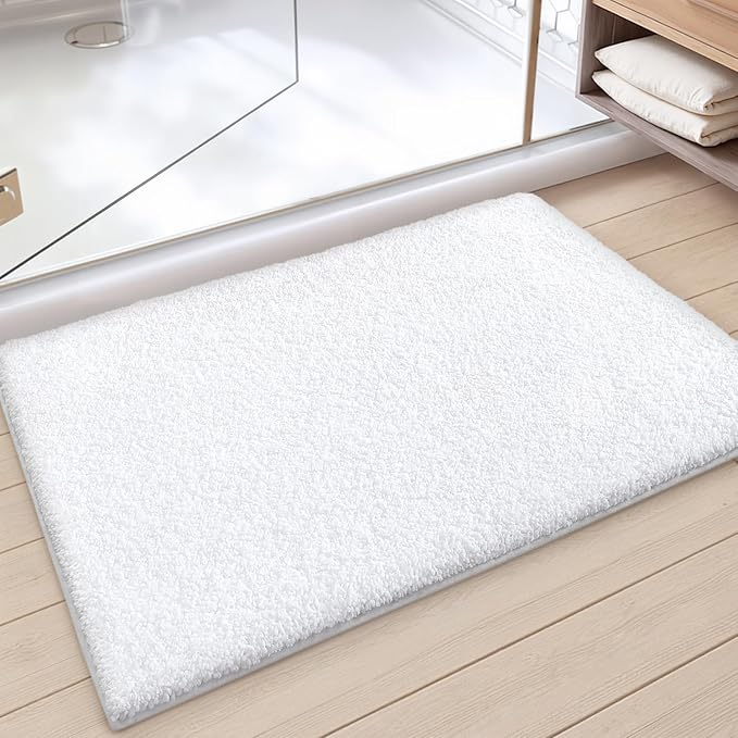 Color&Geometry Simple and Stylish Bath Mats for Bathroom Non Slip, 20"x32" White Bathroom Rugs, Absorbent, Soft, Washable, Microfiber Shower Mat