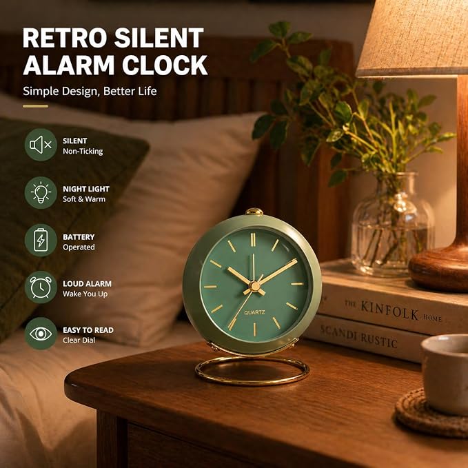 AYRELY® Battery Operated Desk Alarm Clocks with Light,Retro Silent No Ticking Analog Small Clock,Loud Table Clock for Bedside/Bedroom/Kitchen/Office/Travel/Kids/Room Decor Aesthetic Vintage(Green)