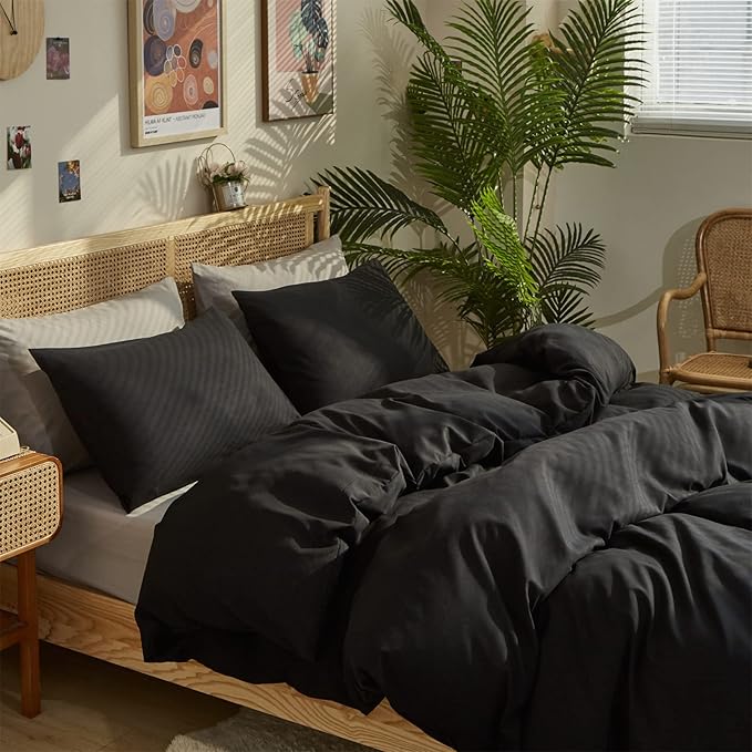 Pureant Black Comforter Full Size Solid Color Bedding Set Women Men Pure Black Quilts Soft Breathable Dark Color Comforter Set 3 Pieces Lightweight Durable Bedding