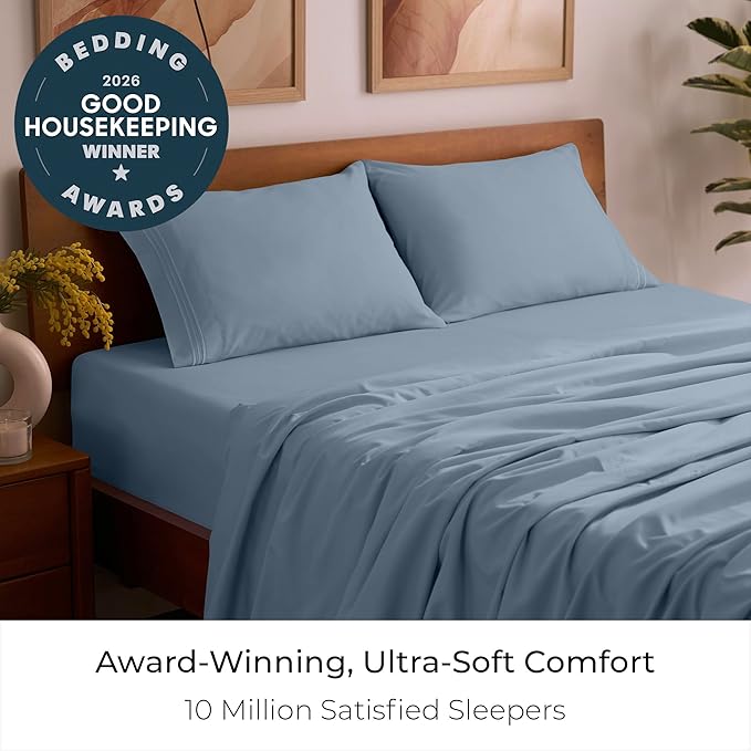 Mellanni Full Sheets Set - 4 PC Iconic Collection Bedding - Hotel Luxury, Extra Soft, Cooling Bed Sheets - Wrinkle, Fade, Stain Resistant (Full, Blue Hydrangea)