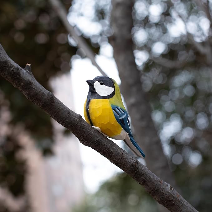 Handcrafted Wooden Eurasian Great Tit Bird Figurine, Hand-Carved Bird Statue, Decorative Bird Sculpture for Home Décor, Collectible Display Accent