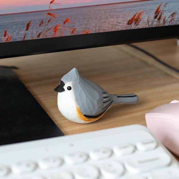 Handmade Tufted Titmouse Bird Figurine, Wooden Tufted Titmouse Carving, Unique Small Bird Statue for Home Décor or Collectible Gift