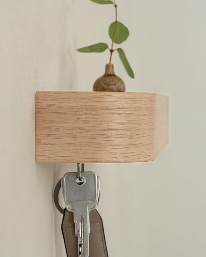 Kazai. Key Holder 'Toke' | Minimalist Key Hook Design from Berlin | Modern Key Holder Wall Mount with Wooden Shelf | Key Rack for Wall as Entryway Organizer | Oak, White