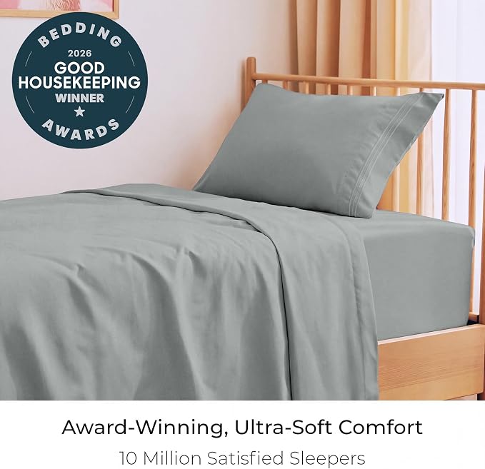 Mellanni Twin Sheets Set - 3 PC Iconic Collection Bedding - Hotel Luxury, Extra Soft, Cooling Bed Sheets - Wrinkle, Fade, Stain Resistant (Twin, Spa Mint)
