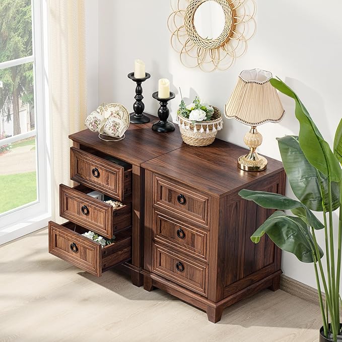 Farmhouse Night Stand Set of 2, 18" End Table with 3 Drawer Metal Handle, Dresser for Bedroom, Sofa Bed Side Table Chest of Drawers,Wood Nightstand Cabinet for Organizer, Living Room-Brown