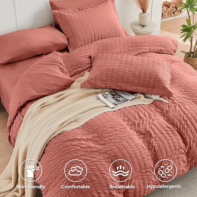 HYMOKEGE Coral California King Comforter Set Seersucker 7 Pieces, All Season Luxury Bed in a Bag for Bedroom, Bedding Set with Comforter, Sheets, Pillowcases & Shams