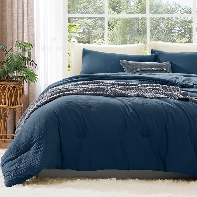 WRENSONGE King Size Comforter Sets - 3 Pieces Serenity Blue Comforter Prewashed Soft Lightweight for All Seasons,Fluffy Down Alternative Comforter King Size with 2 Pillow Shams