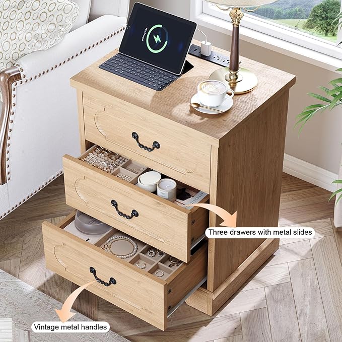 LIDYUK 3 Drawer Dresser for Bedroom Farmhouse Natural Wood Chest of Drawers Bedroom Dresser with Charging Station, Rustic Small Drawers Dressers Nightstand Wooden Closet Storage Cabinet, Living Room