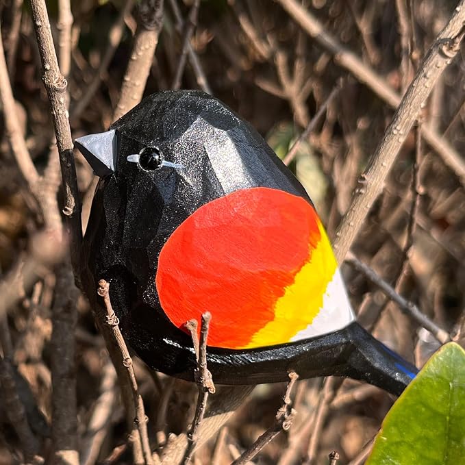 Hand Carved Bird Figurines, Hand-painted Sculpted Wooden Birds, Wood Bird Sculptures for Home Decoration, Hand Crafted Life Like Bird Statues, Ideal Gifts for Bird Lovers (Red-winged Blackbird)
