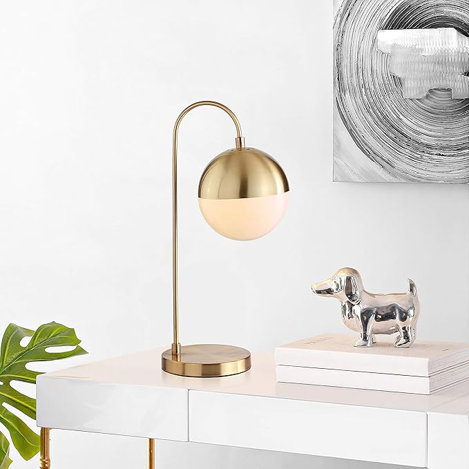 SAFAVIEH Lighting Collection Cappi Brass Gold Table Lamp with USB Charging Port (LED Bulb Included)