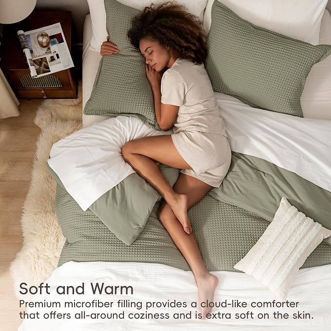 PHF Ultra Soft Waffle Weave Comforter Set Queen Size, 3 Pieces Lightweight Breathable Comfy Bedding Set, Comfy Textured 1 Comforter with 2 Pillow Shams, Dusty Sage