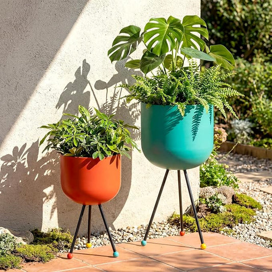 Frienda 2 Pack Mid Century Modern Decor Mid Century Modern Planter Metal Flowerpot with Stands Stylish Floor-Standing Flowerpot for Boho Home Office Indoor Outdoor Decor 20", 18" h(Orange, Blue)
