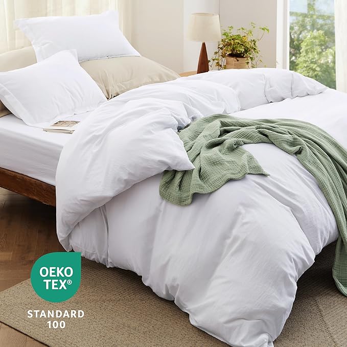 Bedsure California King Size Duvet Cover with Fitted Sheet - 4 Pieces Prewashed Cotton-Like Polyester Soft Bedding Set, Includes 1 Duvet Cover 104''x98'', 2 Pillow Shams, 1 Fitted Sheet, Bright White