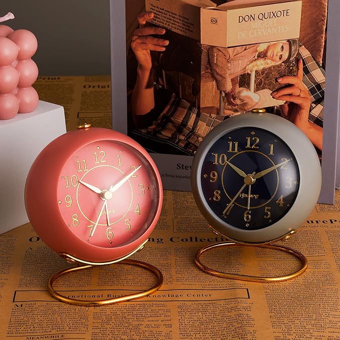 rjuwurv Metal Desk Alarm Clock, Retro Bedroom Table Vintage Analog Alarm Clock, Silent Non-Ticking Gold Clock, Bedside Décor(Sinor Gray)