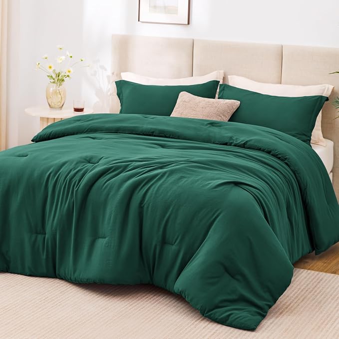Love's cabin Dark Green Full Comforter Set, 3-Piece Prewashed Bed Set with 1 Comforter (79 x 90 in) & 2 Pillowcases, Lightweight & Breathable for All Seasons