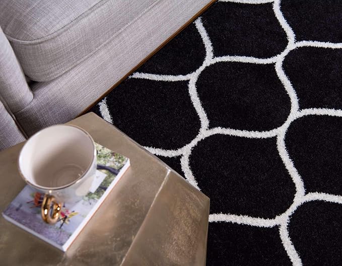Unique Loom Trellis Frieze Collection Area Rug - Rounded (4' 1" Round, Black/ Ivory)