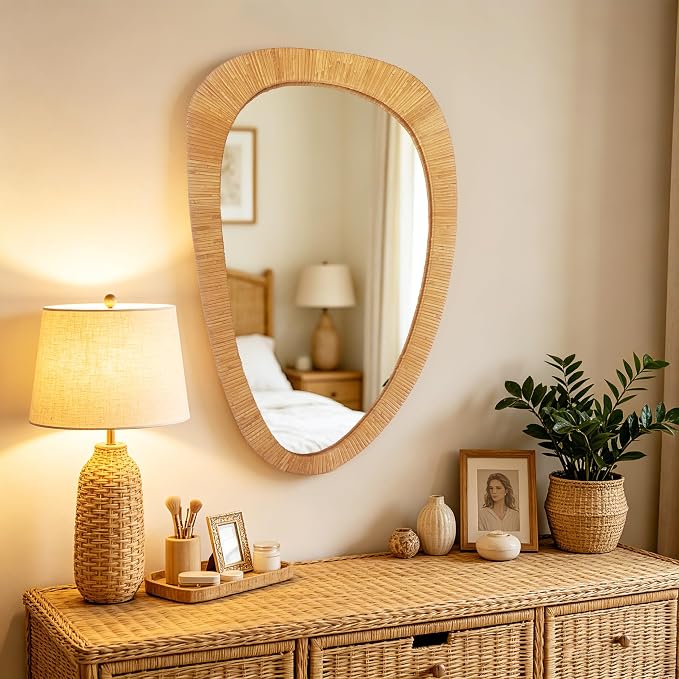 BAODANFU Irregular Rattan Wall Mirrors Decorative, 20"x30" Asymmetrical Decorative Mirror with Boho Handwoven Natural Rattan Frame, Vanity Mirrors for Bathroom, Bedroom, Entryway, Dning Room Decor