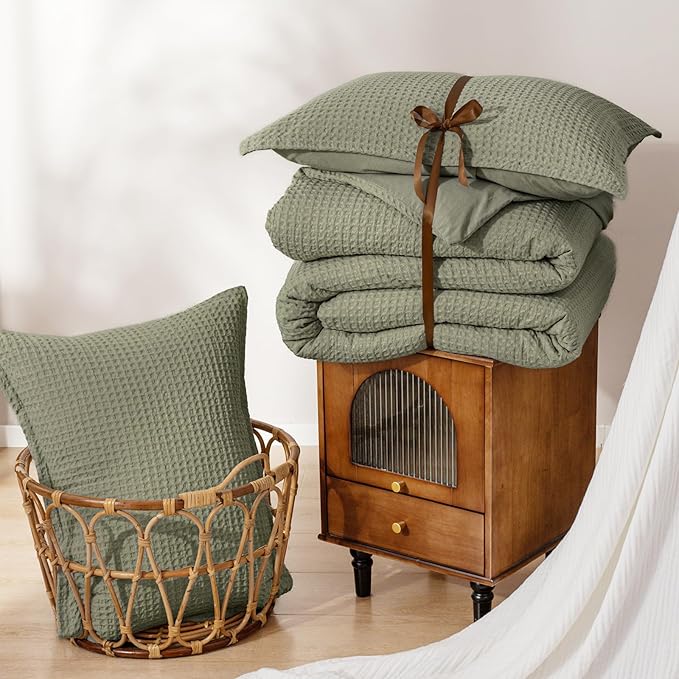PHF Ultra Soft Waffle Weave Comforter Set King Size, 3 Pieces Lightweight Breathable Comfy Bedding Set, Comfy Textured 1 Comforter with 2 Pillow Shams, Dusty Sage