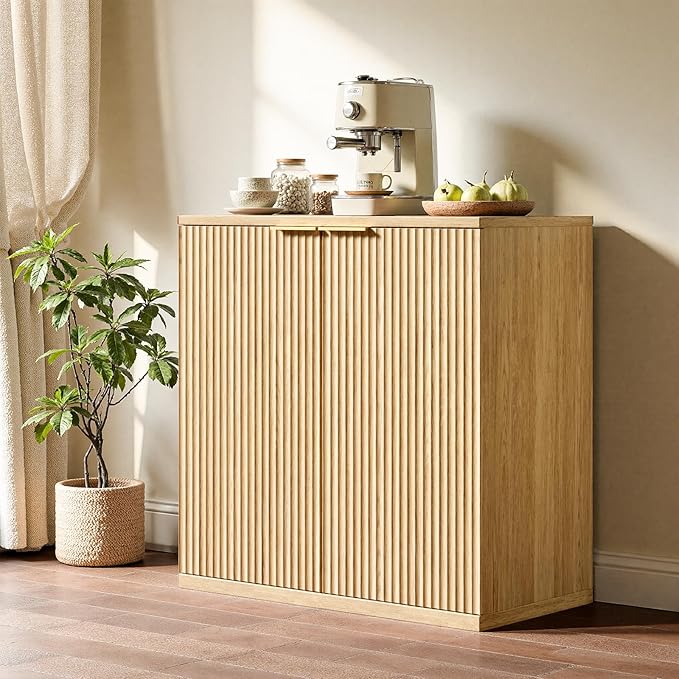 Evermagin 31.5" Oak Buffet Cabinet with Storage, Small Sideboard Cabinet, Boho Fluted Accent Credenza for Dining Room, Kitchen, and Living Room