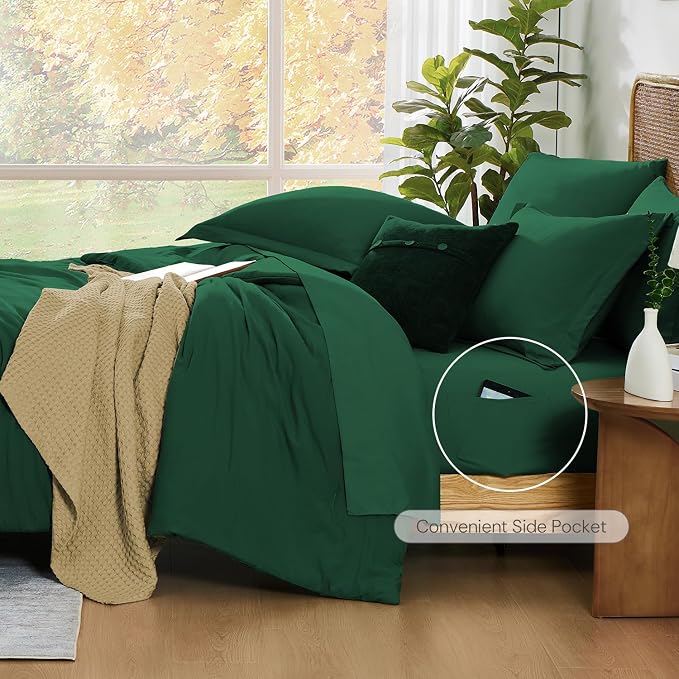 WRENSONGE Queen Comforter Set- 7 Pieces Soft Emerald Green Bed in a Bag with Fitted Sheet, Flat Sheet, 2 Pillow Shams, and 2 Pillowcases- Warm Bedding Sets Queen for All Season