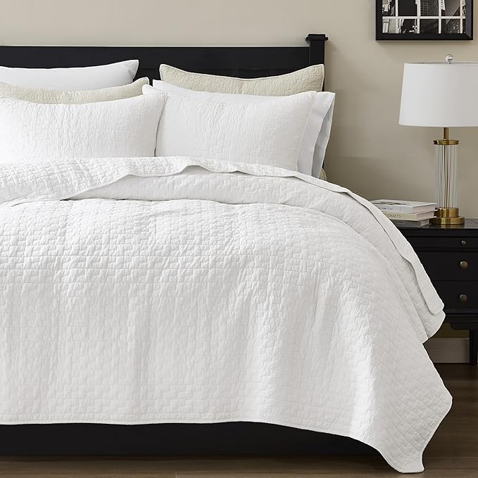 palassio White 100% Cotton Quilt California Cal King Size Bedding Sets with 2 Pillow Shams, Textured Oversized Lightweight Bedspread Shabby Chic Coverlet, Soft Bed Cover for All Season, 3 Pieces