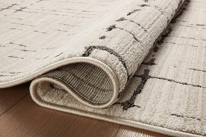 Loloi Darby Collection DAR-06 Sand/Dk. Grey 6'-7" x 9'-3" Area Rug