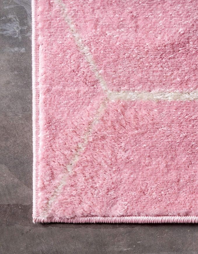 Unique Loom Trellis Frieze Collection Area Rug - Geometric (7' 10" Square, Light Pink/ Ivory)