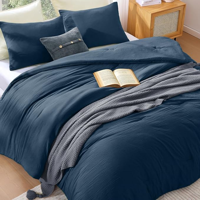 WRENSONGE Queen Comforter Sets - 3 Pieces Prewashed Serenity Blue Comforter Soft Lightweight for All Seasons,Down Alternative Comforters Queen Size with 2 Pillow Shams