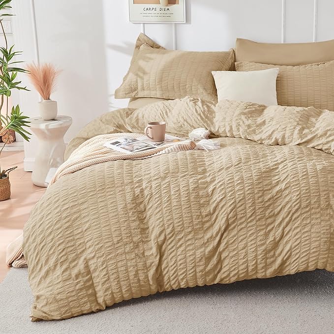 HYMOKEGE Khaki King Size Comforter Set Seersucker 7 Pieces, All Season Luxury Bed in a Bag for Bedroom, Bedding Set with Comforter, Sheets, Pillowcases & Shams