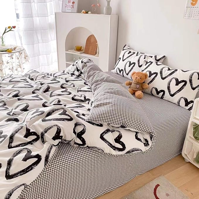 Pureant Love Comforter Set Queen Black and White Comforter Cotton Boho Black Quilts Women Men Heart Shaped Comforters Boys Teens Kawaii Comforter Cute Soft White Bedding Love Heart Queen Size Bedding