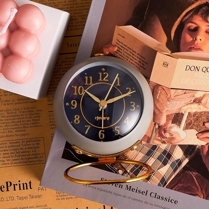 rjuwurv Metal Desk Alarm Clock, Retro Bedroom Table Vintage Analog Alarm Clock, Silent Non-Ticking Gold Clock, Bedside Décor(Sinor Gray)