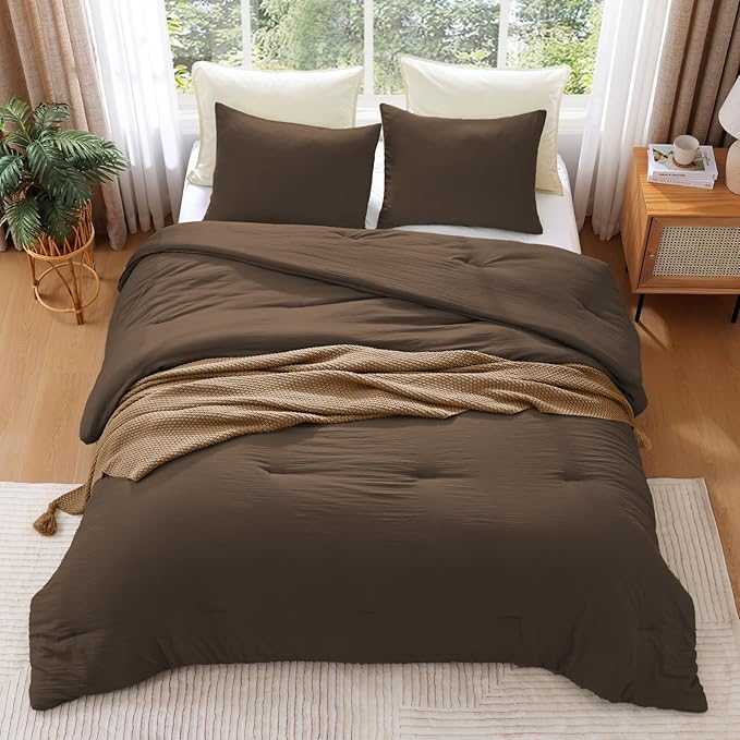 WRENSONGE King Size Comforter Set - 3 Pieces Chocolate Brown Comforter Prewashed Soft Lightweight for All Seasons,Fluffy Down Alternative Comforter King Size with 2 Pillow Shams