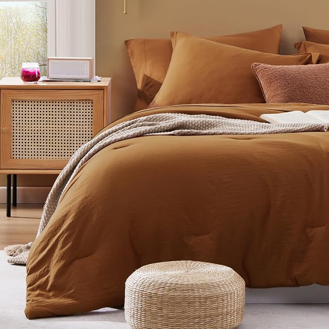 WRENSONGE Queen Comforter Set- 7 Pieces Terracotta Bed in a Bag Queen with Fitted Sheet, Flat Sheet, 2 Shams, and 2 Pillowcases- Warm Bedding Sets for All Season