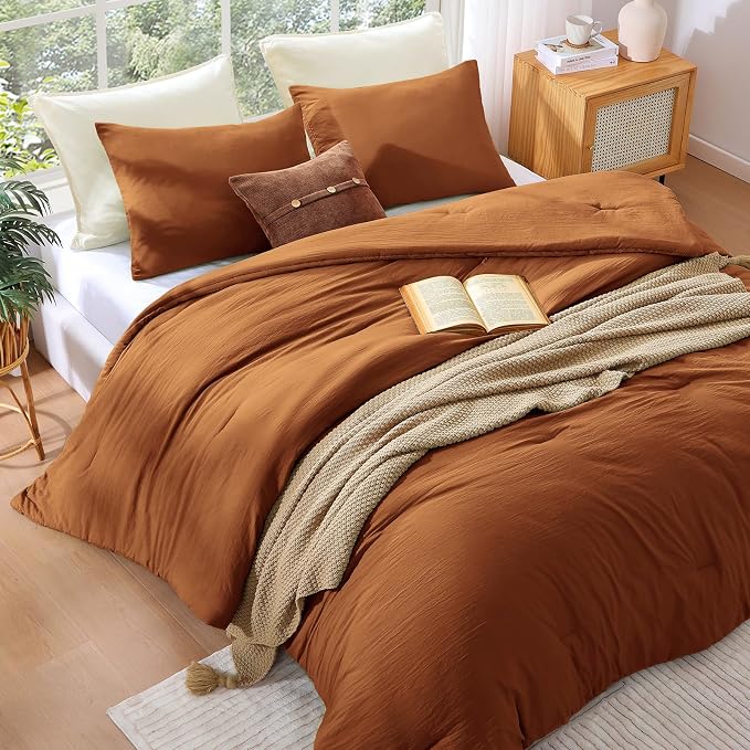 WRENSONGE Twin/Twin XL Comforter Set - 2 Pieces Prewashed Burnt Orange Comforter Soft Lightweight for All Seasons, Fluffy Down Alternative Twin XL Comforter with 1 Pillow Sham