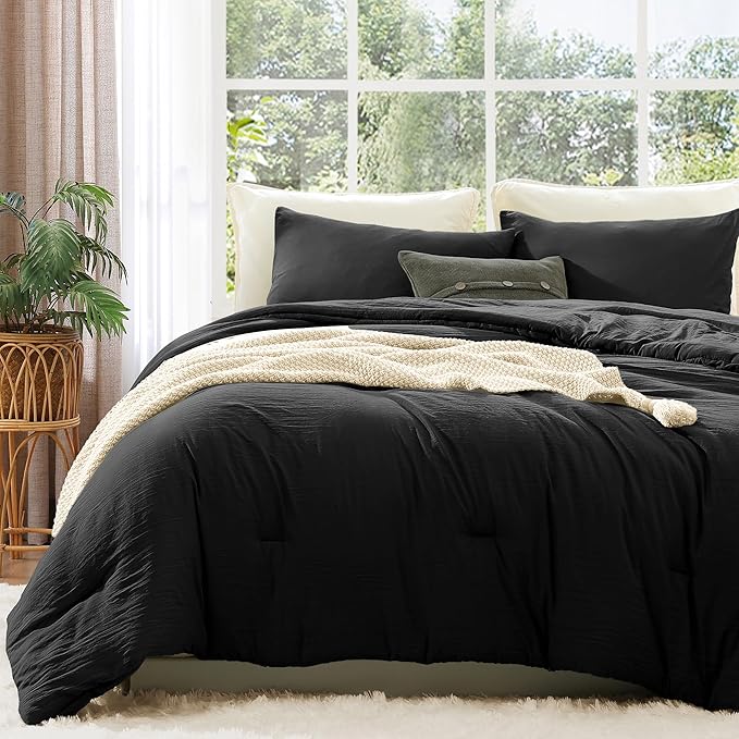 WRENSONGE Queen Comforter Set - 3 Pieces Prewashed Black Comforter Soft Lightweight for All Seasons,Fluffy Down Alternative Comforter Queen Size with 2 Pillow Shams