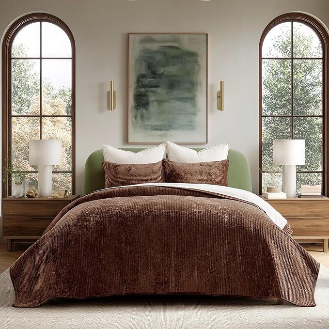 EverGrace Velvet Quilt Set Queen Size, Luxurious Soft Quilted Bedding Sets, Lightweight Velvet Comforter for All Season, Striped Channel Bedspread Coverlet with 2 Shams, Rust Brown