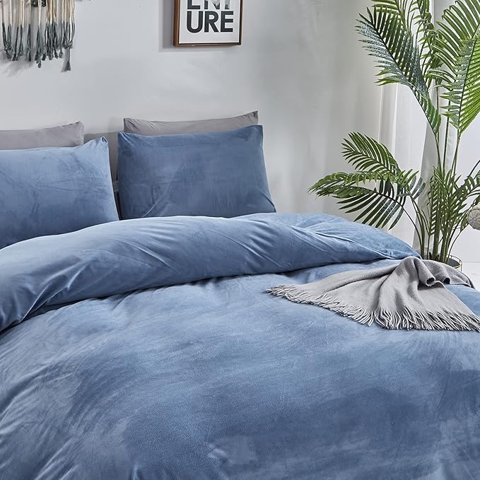 Pureant Blue Fluffy Comforter Set California King Lake Blue Velvet Bedding Comforter Sets for Men Boys Solid Color Cal King Comforter Soft Plain Grayish Quilts Haze Blue Flannel Blanket Breathable