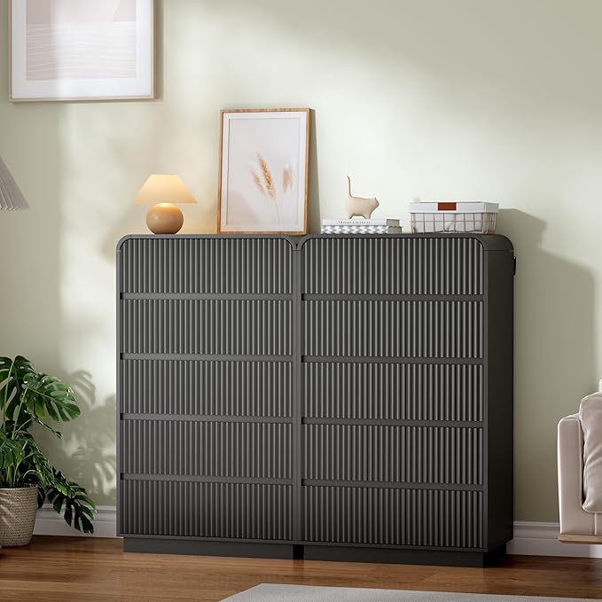 Black Dresser Fluted Tall 5 Drawer Dresser for Bedroom, Wood Chest of Drawers with Hidden Handles & Rounded Corners, Modern Storage Cabinet and Organizer Drawers for Living Room, Hallway