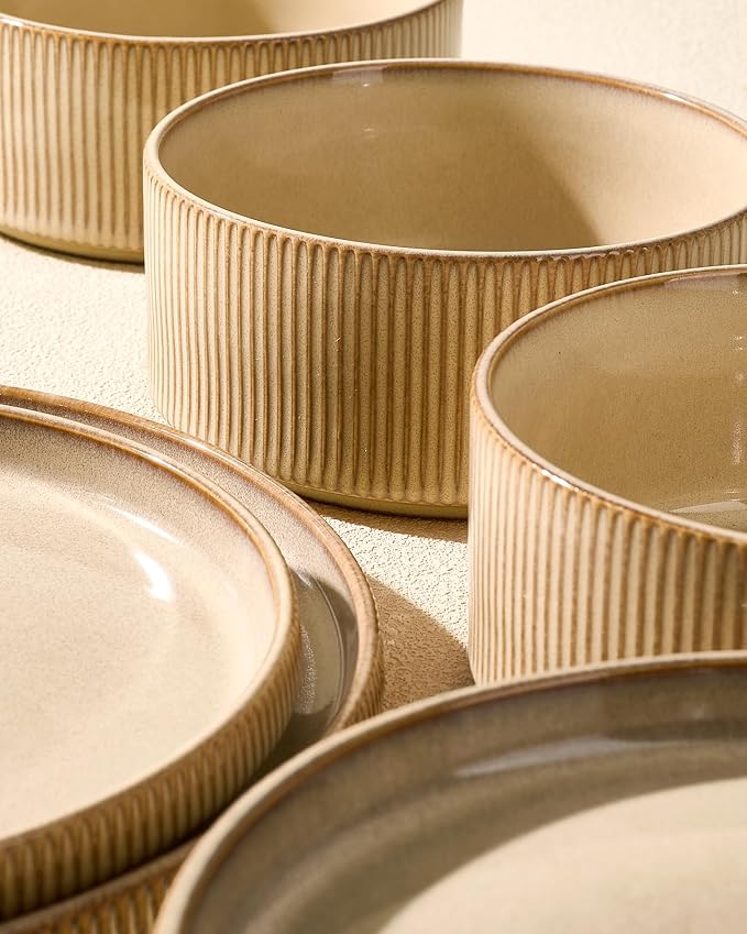 Stoneware Plates and Bowls Dishes Sets Service for 6 (18-Piece), Famiware Premium Handcrafted Reactive Glaze Dinnerware Set with Raised Rim, Scratch Resistant, Microwave Dishwasher Safe, Cream