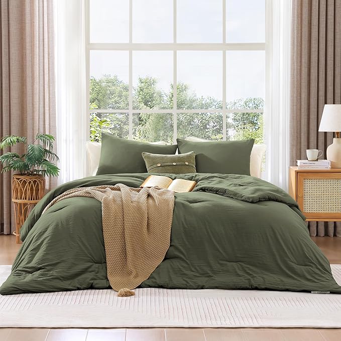 WRENSONGE Queen Comforter Set - 3 Pieces Prewashed Olive Green Comforter Soft Lightweight for All Seasons,Down Alternative Comforters Queen Size with 2 Pillow Shams